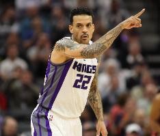 jiuyou-巴爷：NBA很多年轻人吸食大麻&amp;我也吸过 后来NBA高层让我教育他们